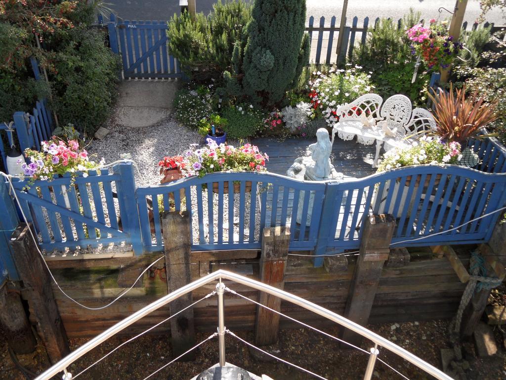 Houseboat Harbourside View Bed & Breakfast Newport  Rom bilde