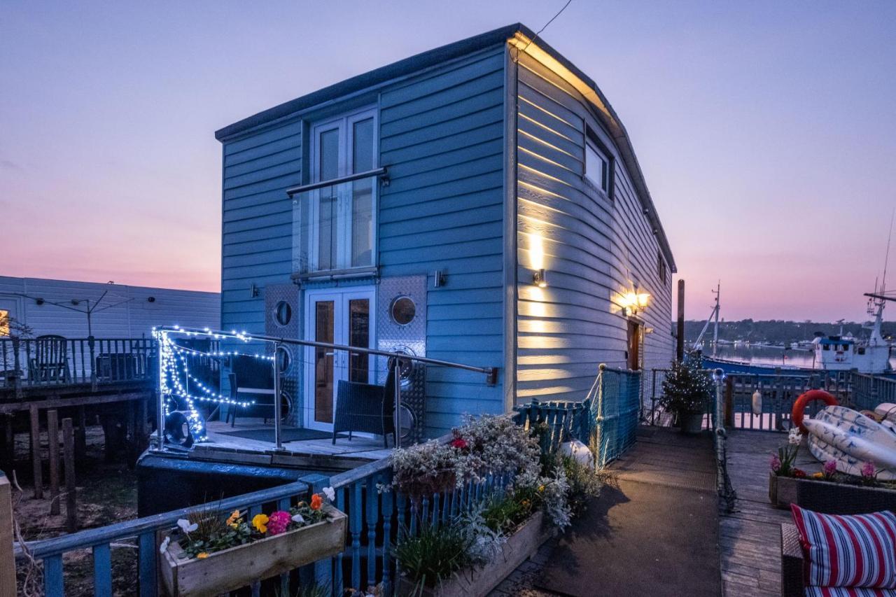 Houseboat Harbourside View Bed & Breakfast Newport  Eksteriør bilde